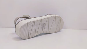 L70 WHITE